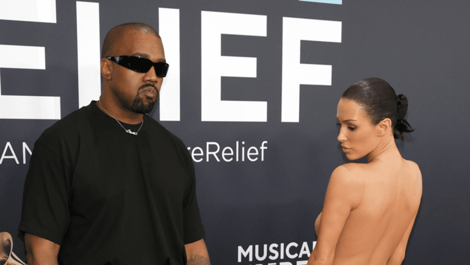 Kanye West Stuns Grammys 2025 with Surprise Yeezy Ad and Bianca Censori’s Bold Look