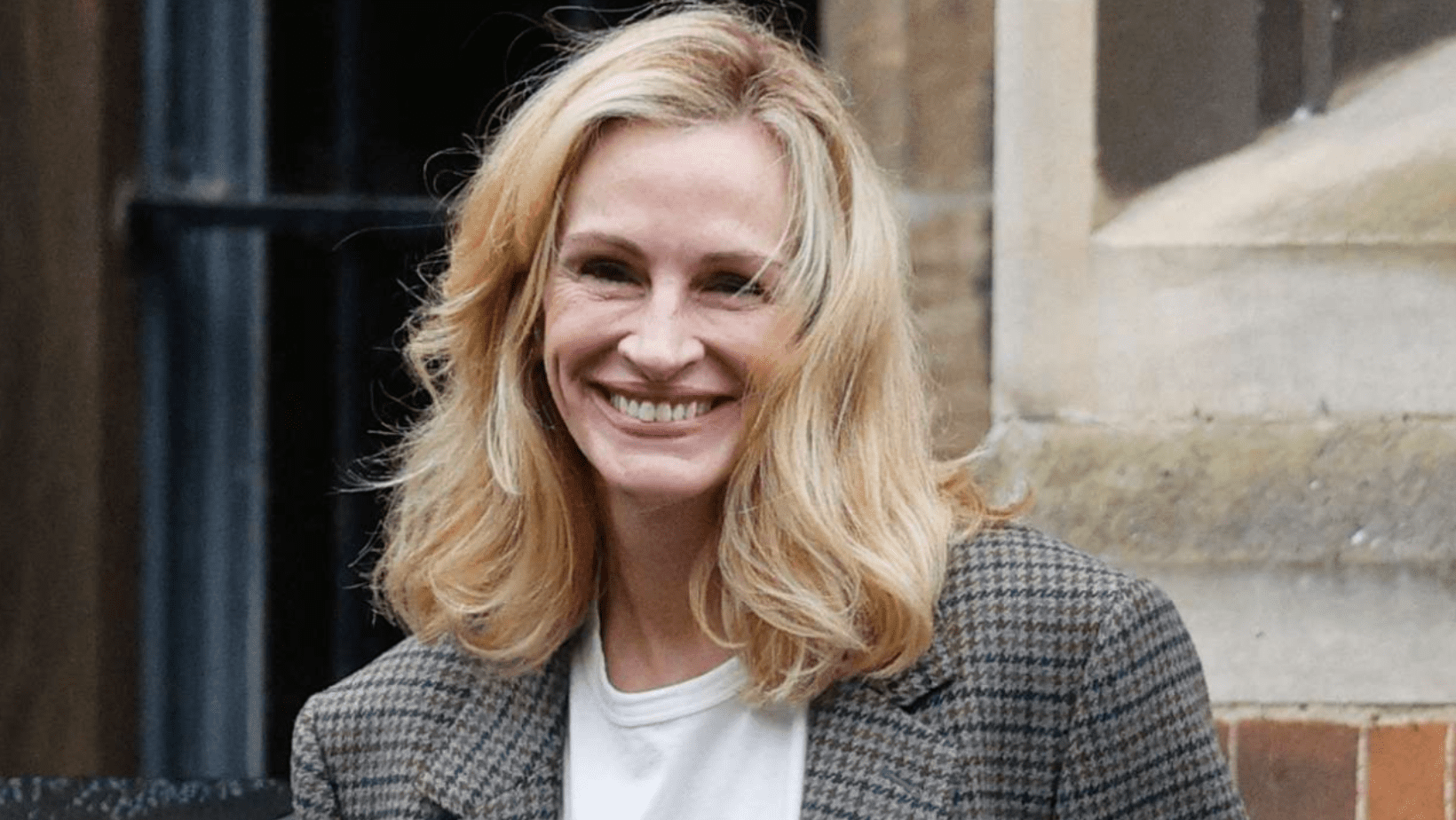 Julia Roberts Shines in a Twisted #MeToo Thriller That Divides Audiences