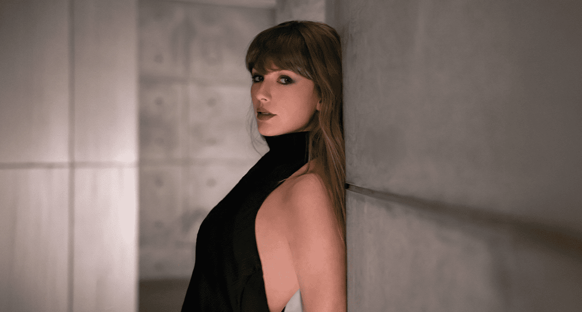 Taylor Swift Turns The Life of a Showgirl Into an Encore